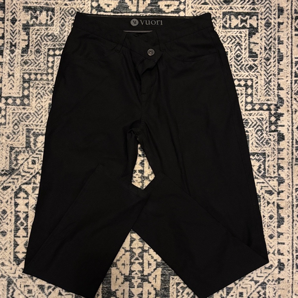 Vuori Men's Classic Black Chinos
